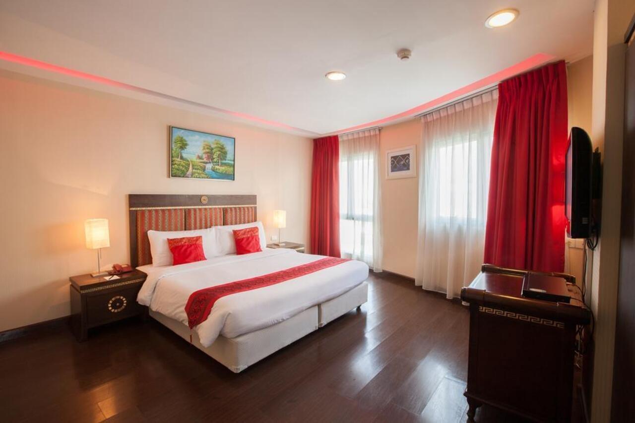 Club Mahindra Mac Boutique Hotel Bangkok Esterno foto