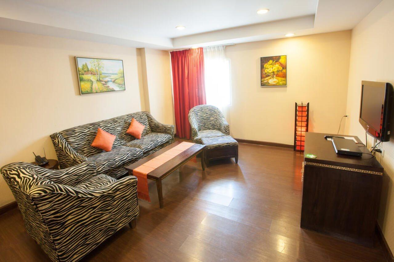 Club Mahindra Mac Boutique Hotel Bangkok Esterno foto
