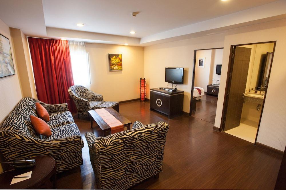 Club Mahindra Mac Boutique Hotel Bangkok Esterno foto