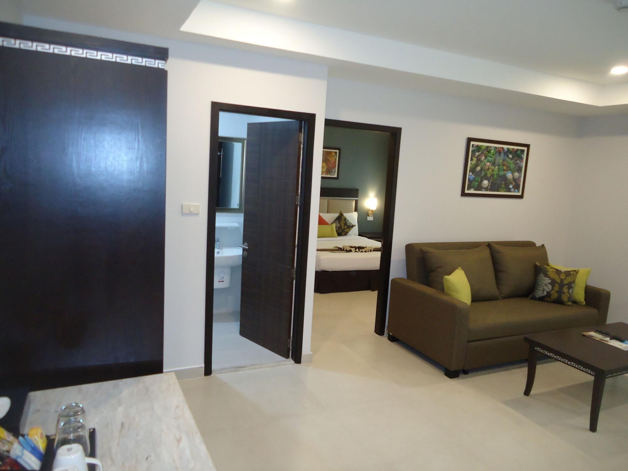 Club Mahindra Mac Boutique Hotel Bangkok Esterno foto