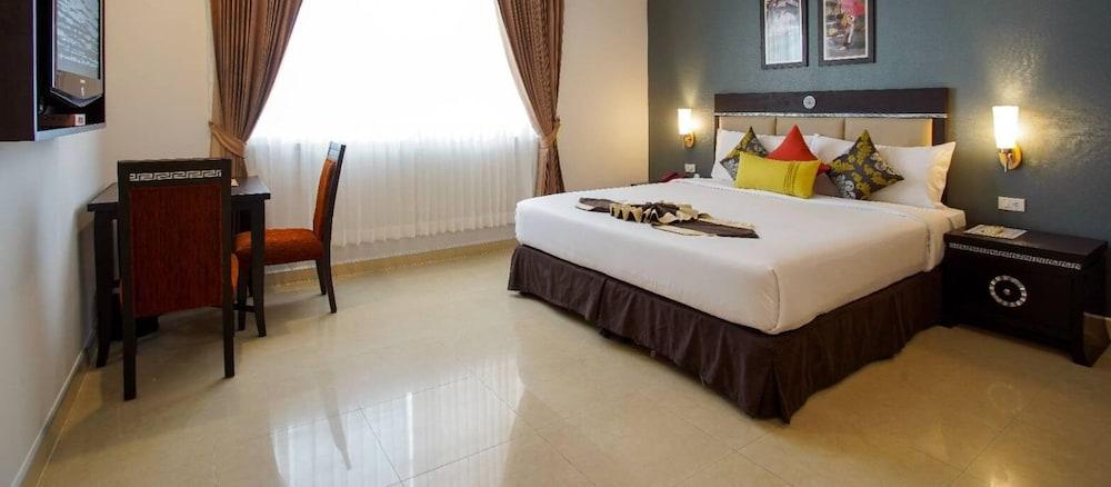 Club Mahindra Mac Boutique Hotel Bangkok Esterno foto