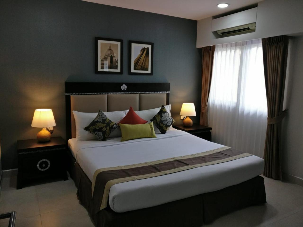 Club Mahindra Mac Boutique Hotel Bangkok Esterno foto